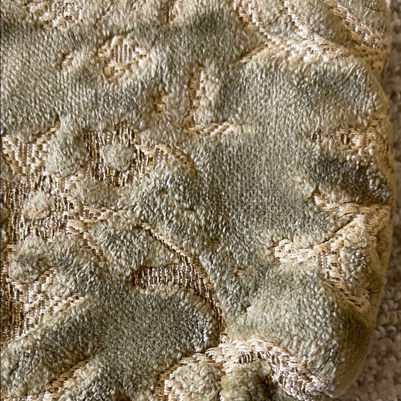 Vintage Magnolia Pearl Textured Green and Orange velvet flower coin purse~ - Picture 8 of 8